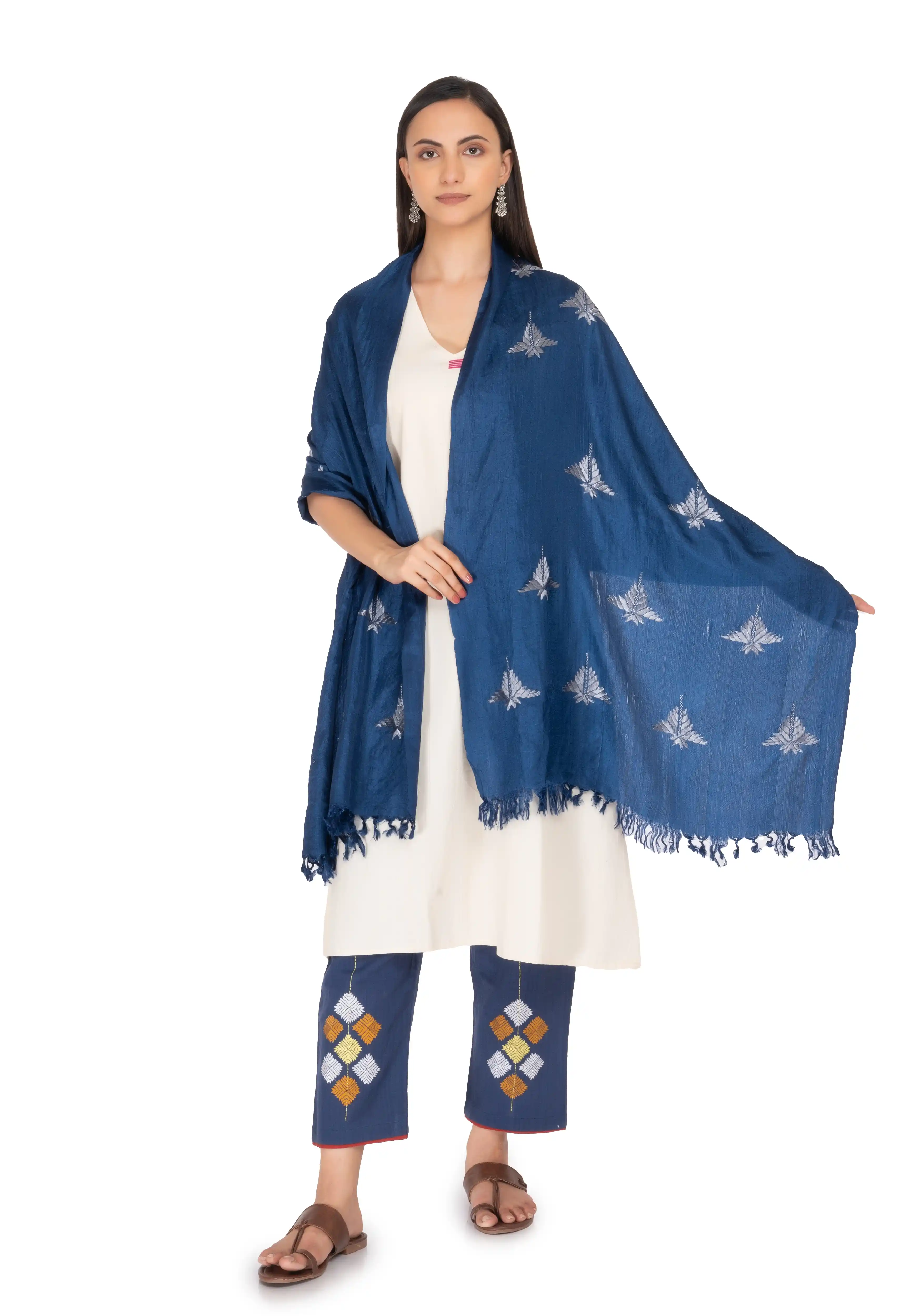 Hand Embroidered stoles Metallic Blue