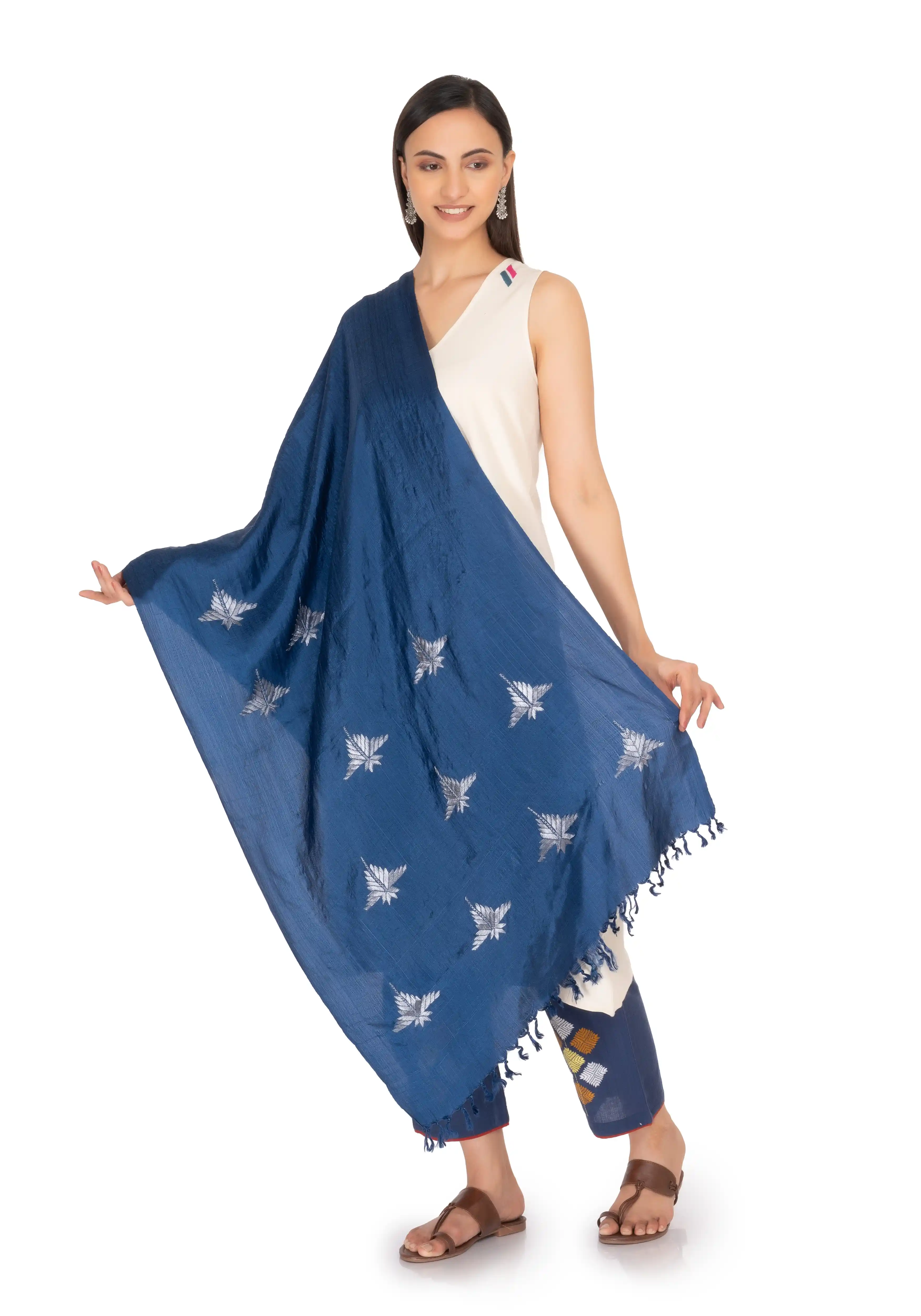 Hand Embroidered stoles Metallic Blue