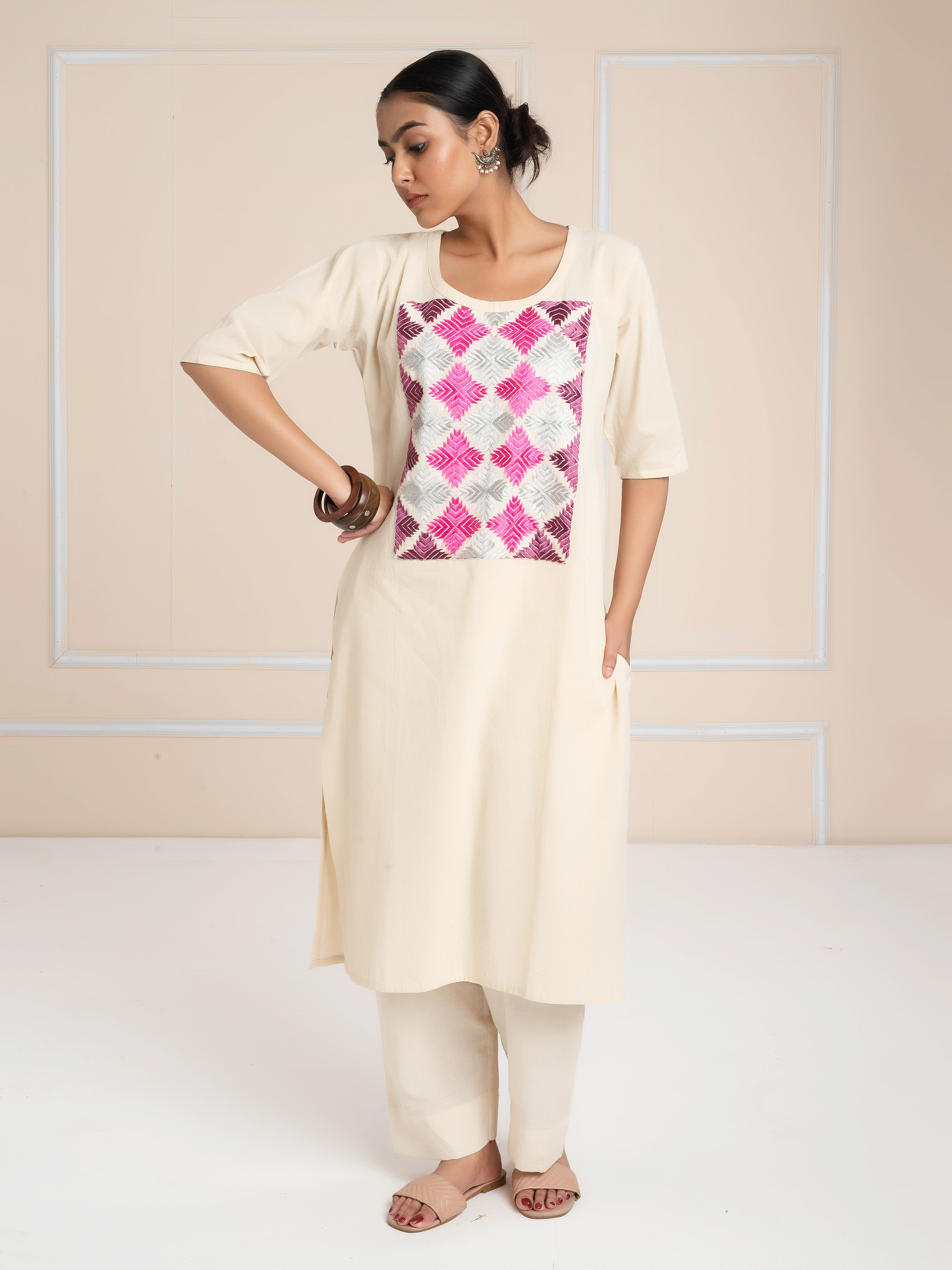 Hand embroidery Kurta Cream